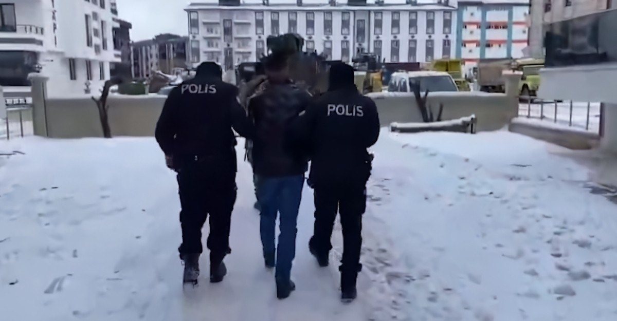 77 ilde narkokapan 5 operasyonu bin 713 supheli yakalandi 4 D82G842O