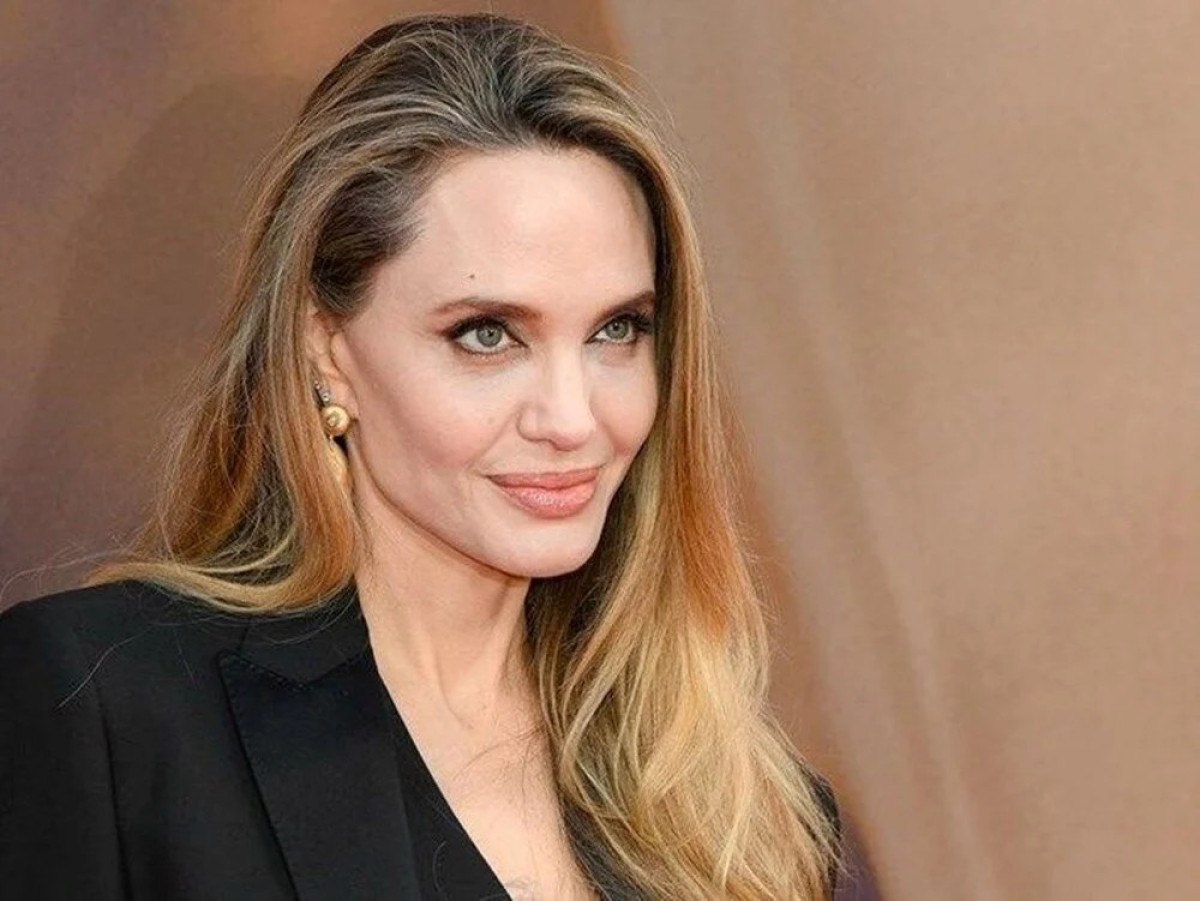 angelina jolie oyunculuga nasil basladigini anlatti 2 OKYD9skY