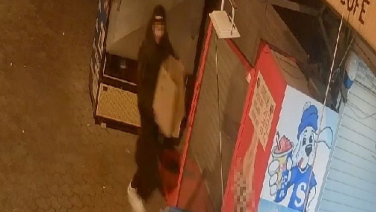 ankarada ayni gece 3 bufede icecek hirsizligi 1 EjKRgcEv