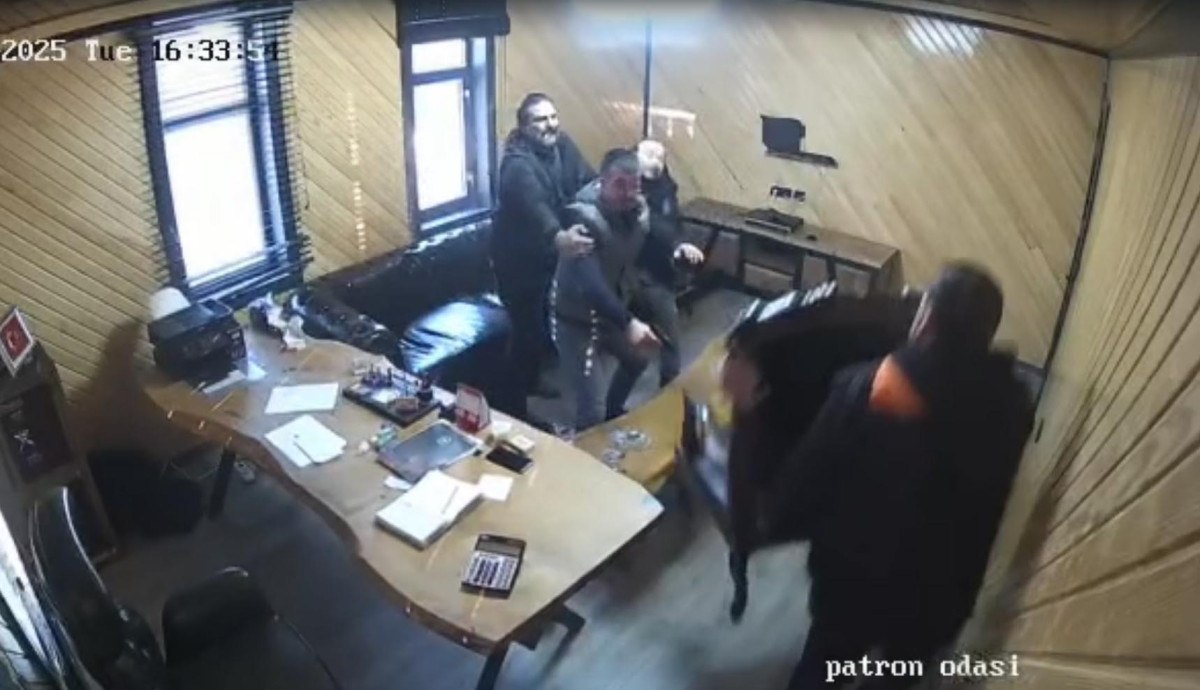 ankarada fabrika sahibine dogrulttugu silah tutukluk yapti 2 yreaft9z