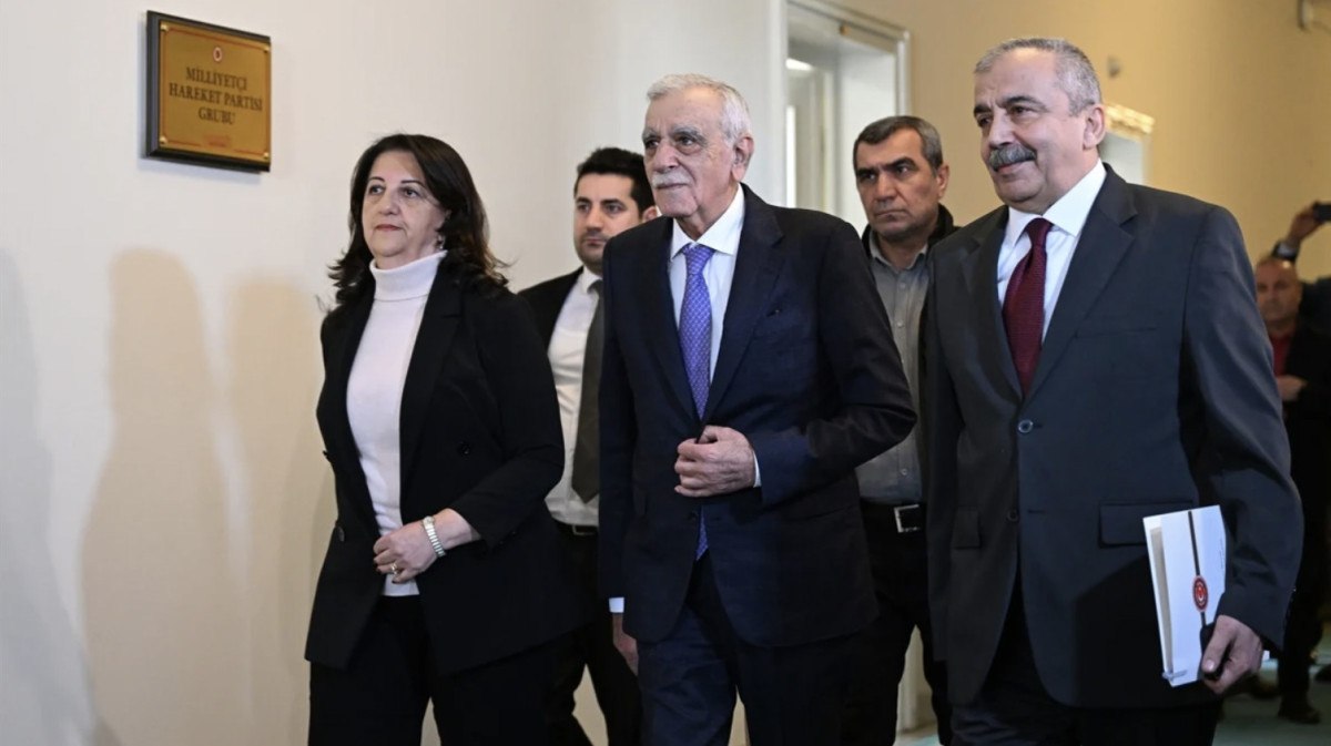 ankarada gundem yogun ak parti ve dem heyeti bugun gorusecek 3 ZTfaXAmT