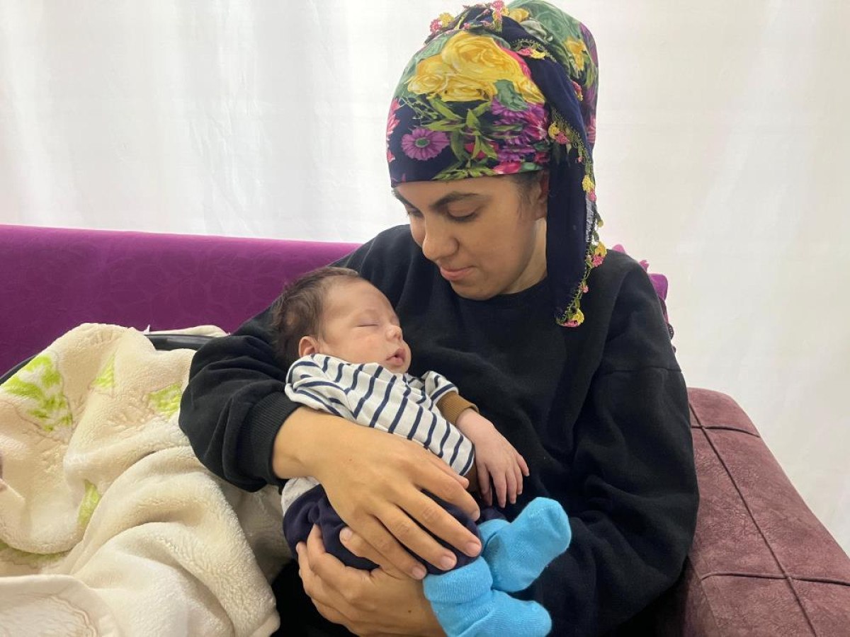 Antalya'da bebeğine Ferdi Tayfur'un adını koydu 1 antalyada bebegine ferdi tayfurun adini koydu 0 rsFqm5pI