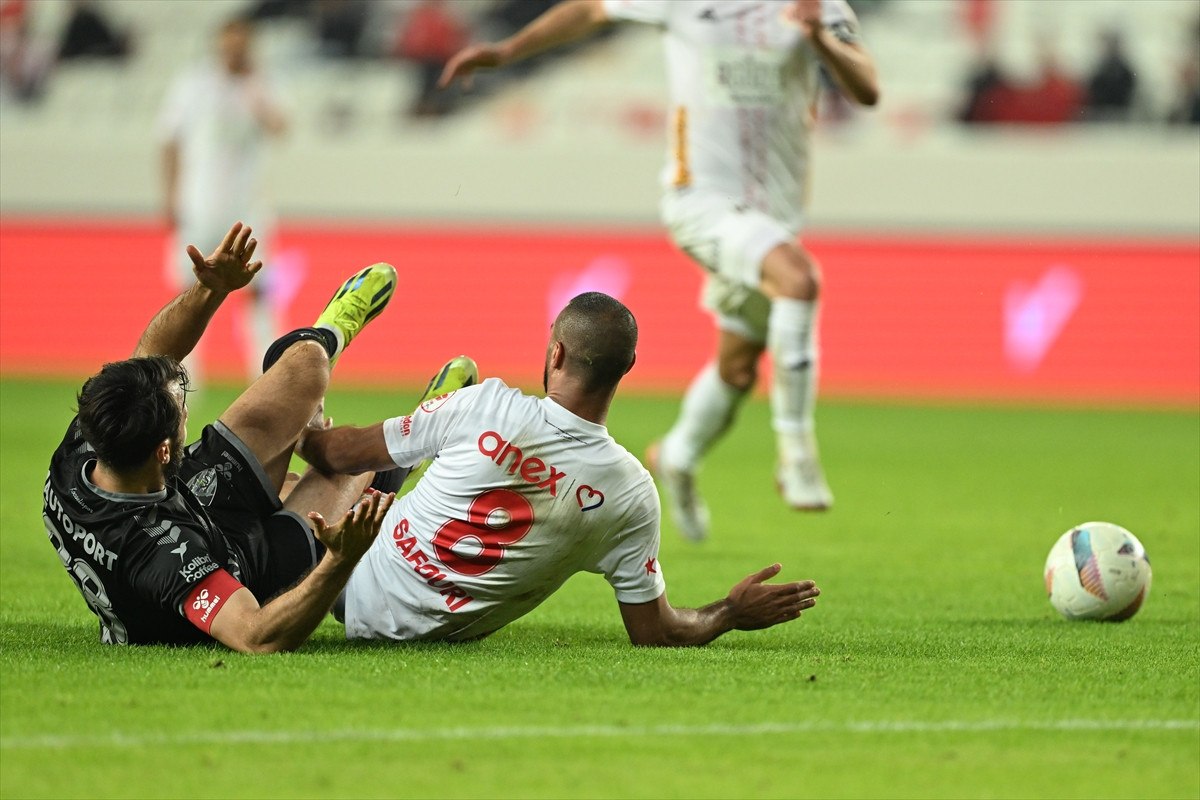 antalyaspor kupada kocaelisporu 3 golle gecti 0 O82uCHZm