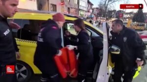 Anasayfa 30 bartinda takside kendinden gecen sahis polis ve saglik ekiplerini seferber etti Ad1phQka