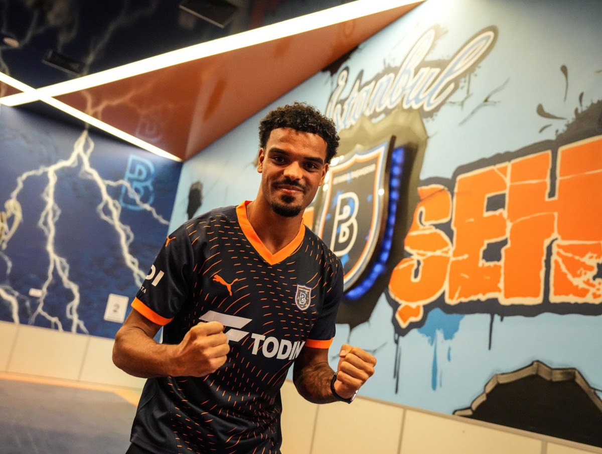 basaksehir christopher operiyi kadrosuna katti 1 JQpnwpaj