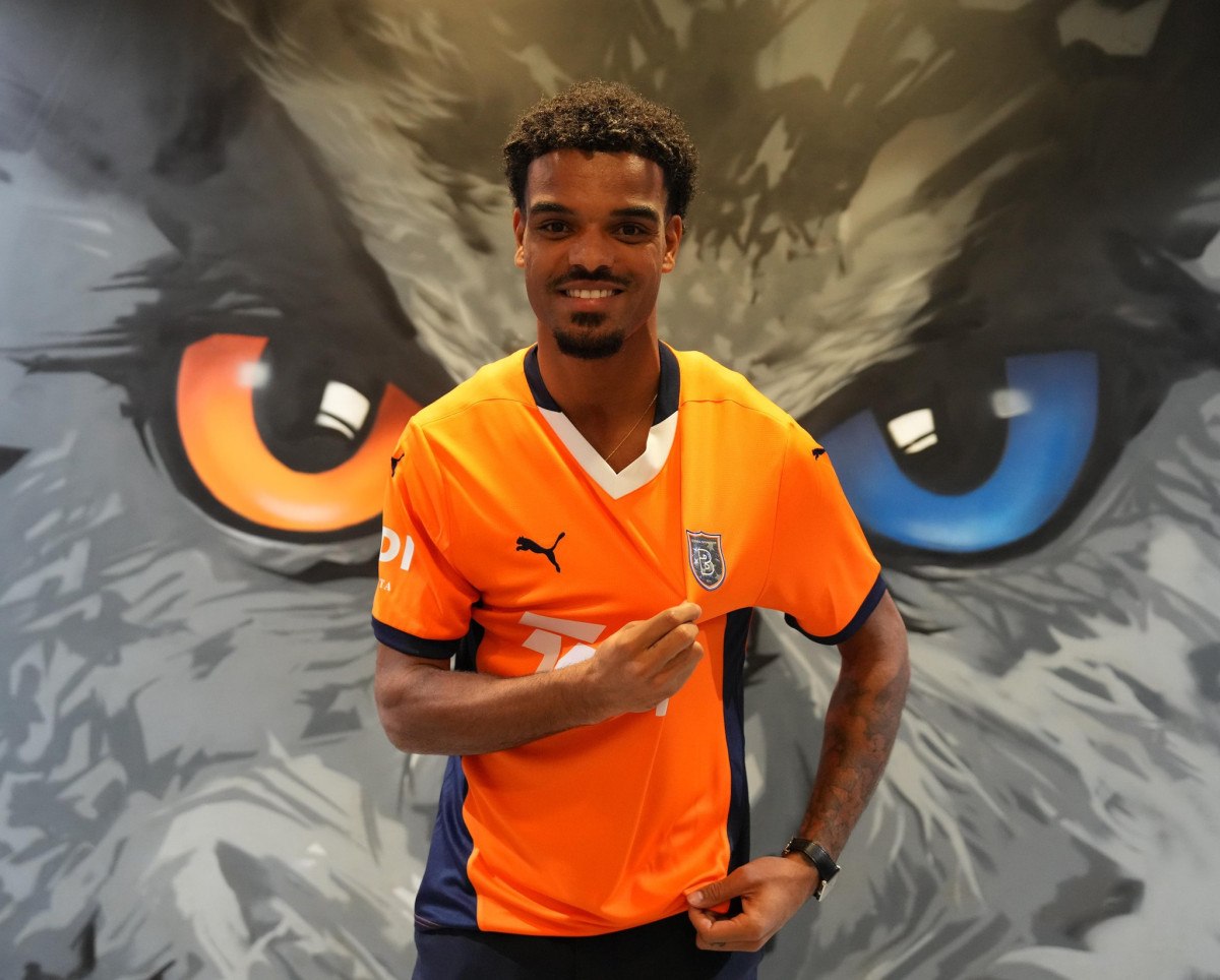 basaksehir christopher operiyi kadrosuna katti 2 GcFf7XmE