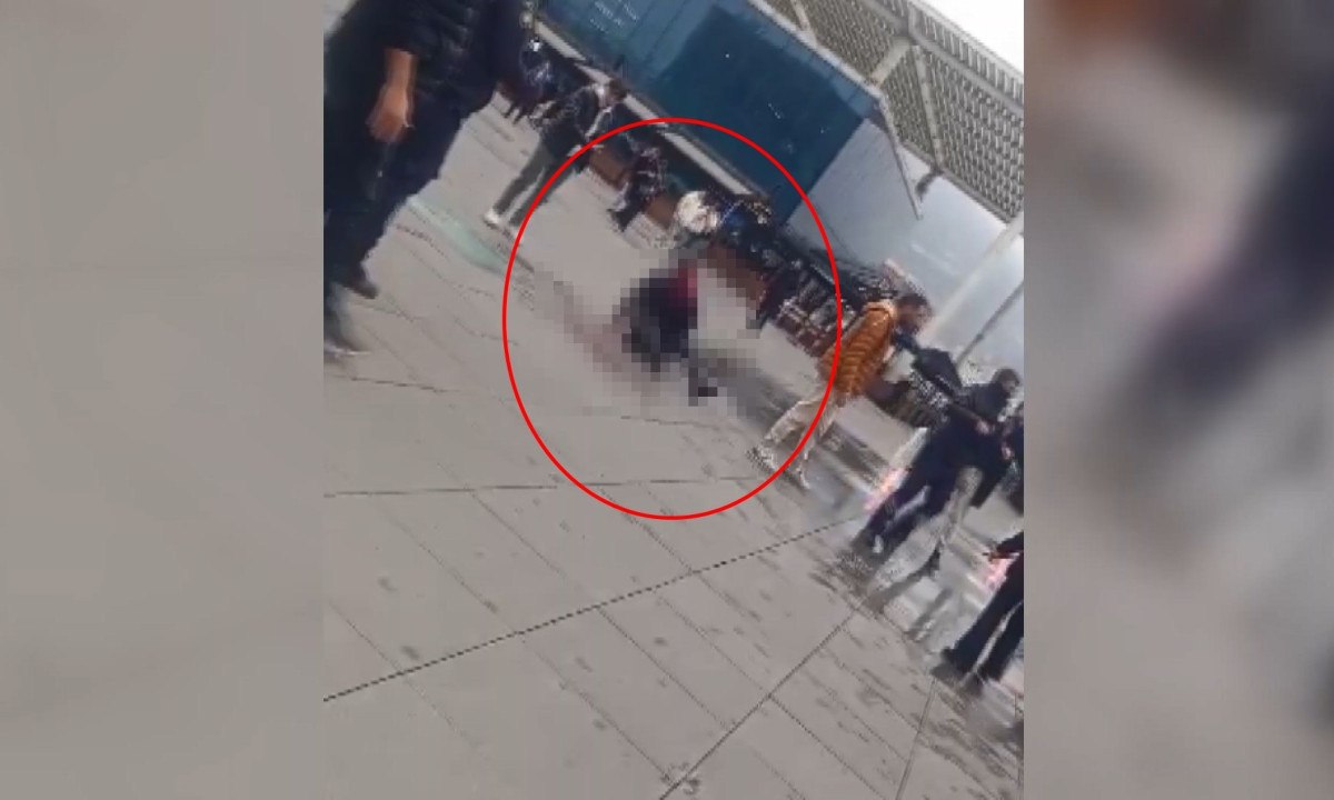 bursada avm onunde amcasini defalarca bicakladi 0 aWgwkC6M