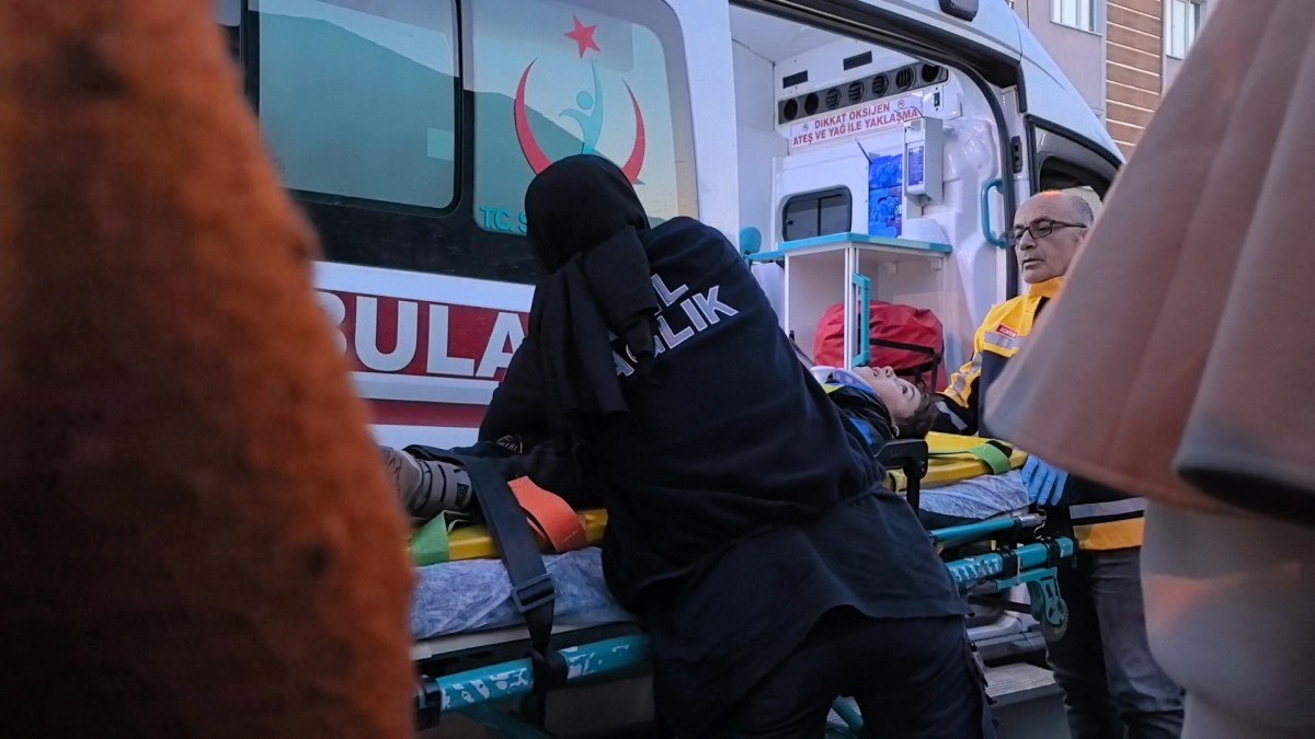 bursada minibusun carptigi 6 yasindaki cocuk yaralandi 0 rcCJRLwZ