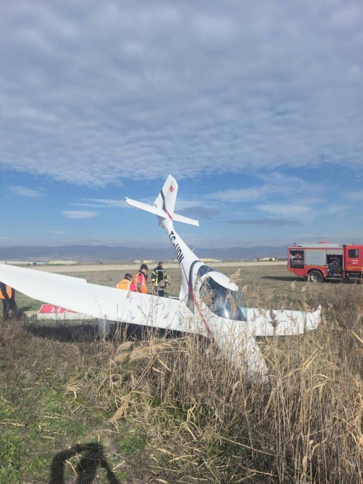 bursada ucak kazasi pilot yaralandi 2 iZEGNKii