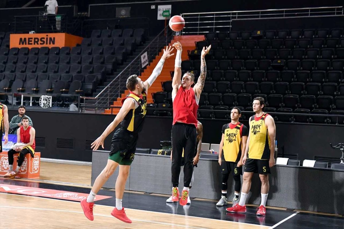 can sevimden bahcesehir koleji maci degerlendirmesi 2 8RBwvmVm