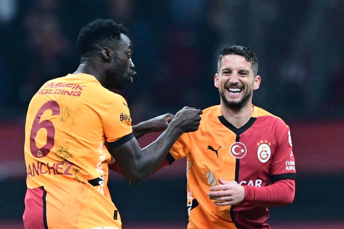 davinson sancez bu sezonki 3 golunu kaydetti 0 SFO6TGNl