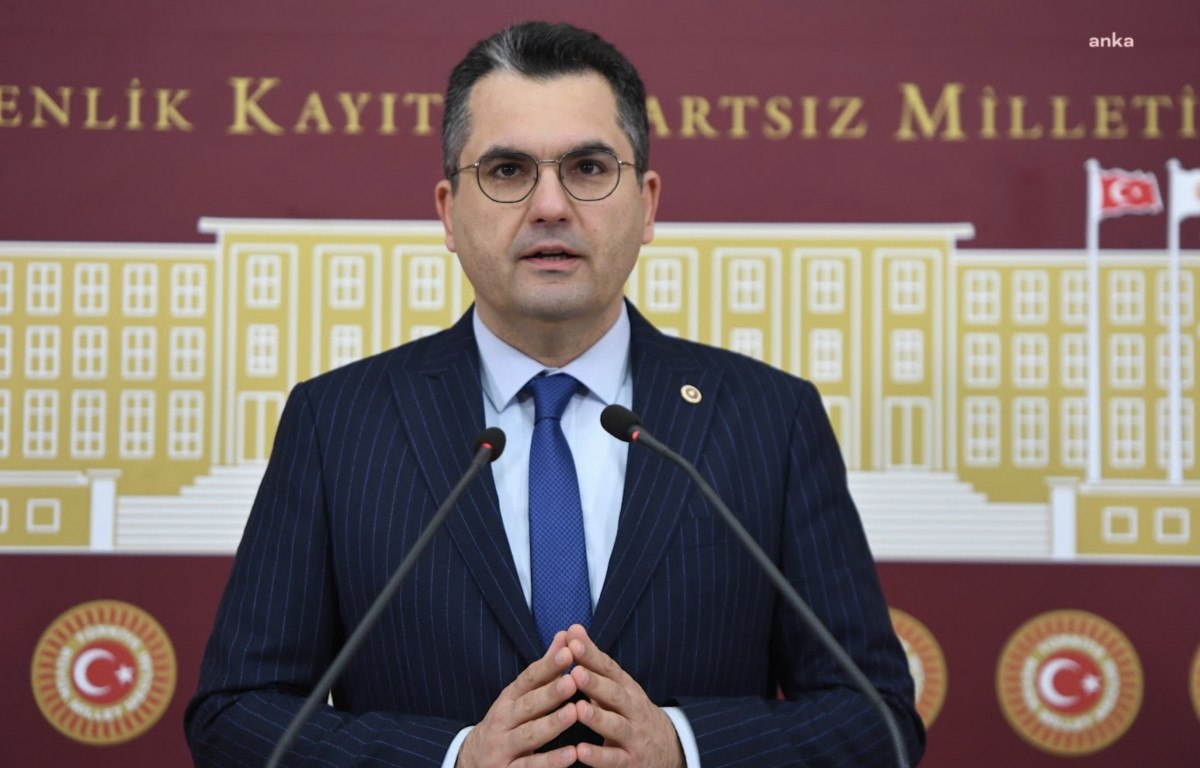 deva partisi balikesir milletvekili burak dalgin partisinden istifa etti 0 tk7LOmI2