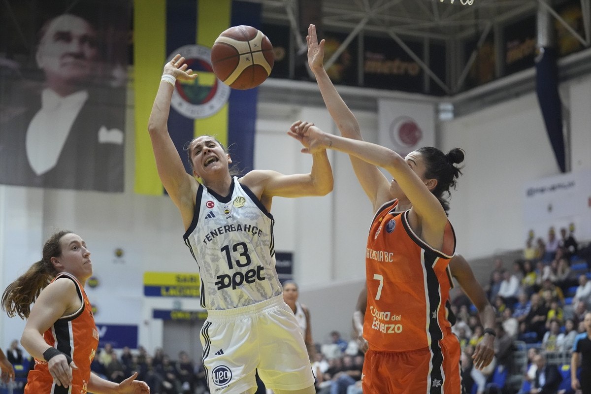 fenerbahceden valencia baskete 36 sayi fark 2 XeZv69KI