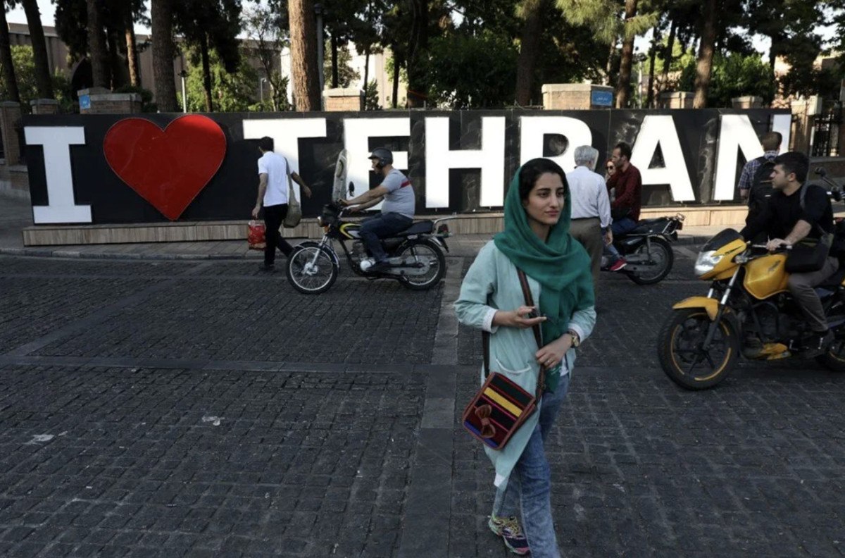 iran baskenti tahrandan mekrana tasiyor 0 1iWEgROP