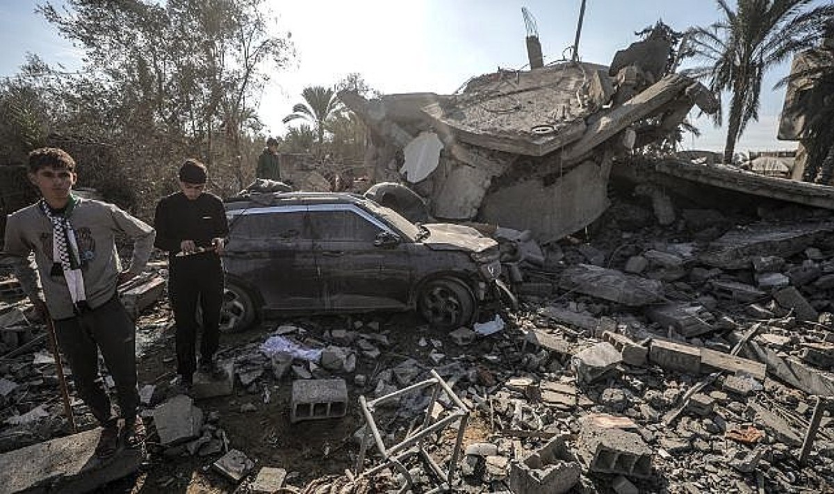 israilin saldirilari altindaki gazzede can kaybi 45 bin 717ye yukseldi 1 5TVrfTeX