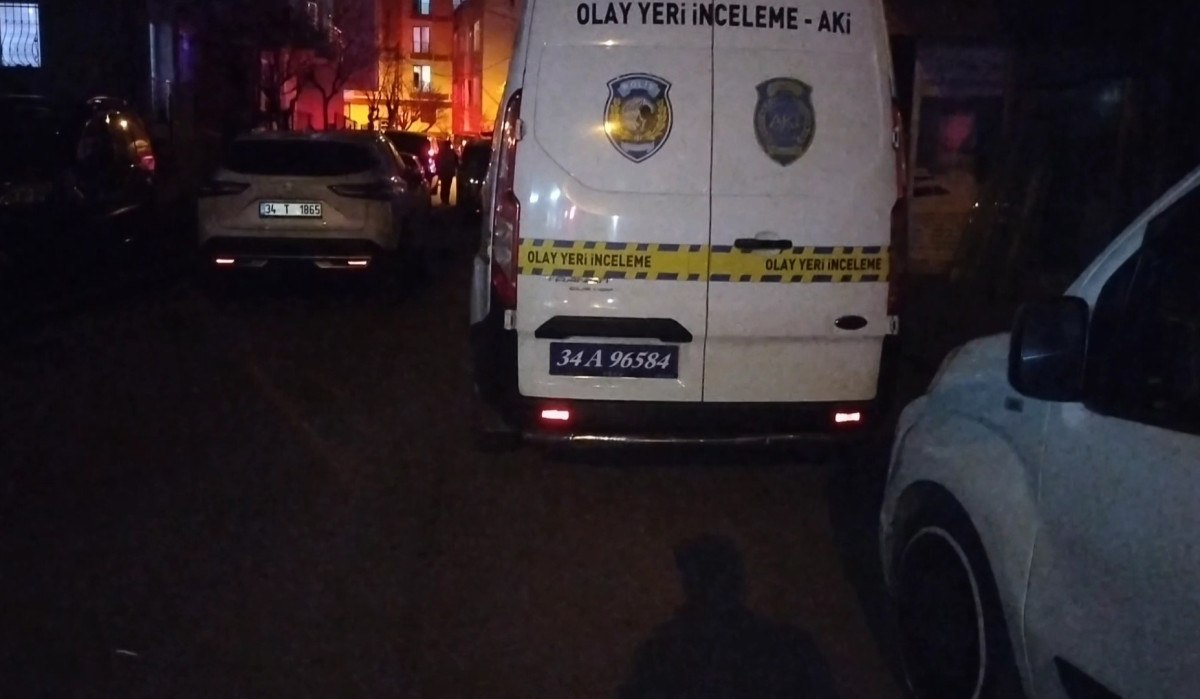 istanbul cekmekoyde silahli saldiri 2 yarali 0 Xa8iA33E