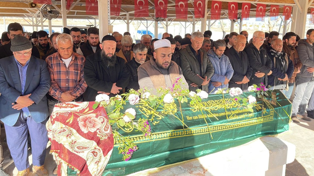 istanbulda esi tarafindan oldurulen kadin sanliurfada topraga verildi 2