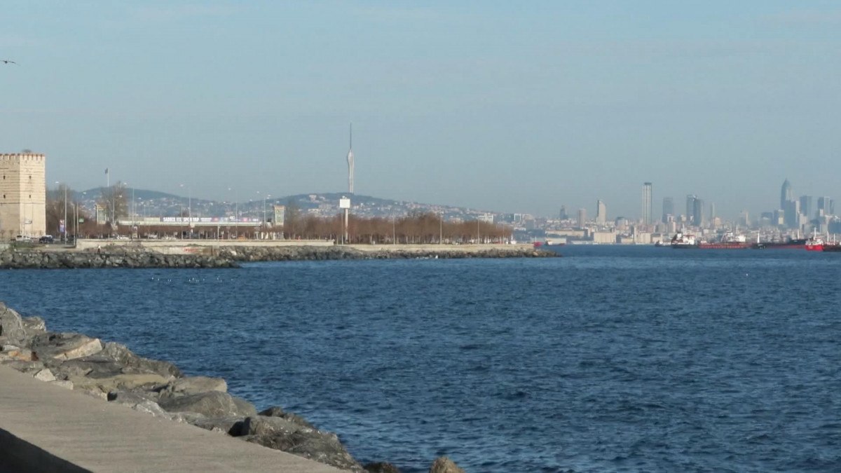 istanbulda guzel havayi firsat bilenler sahilleri doldurdu 6 LBnOPFum