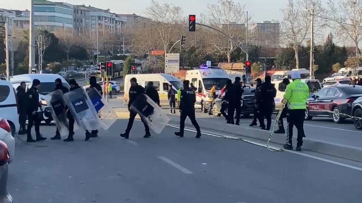 istanbulda karisinin cesedini arabasinda saklamisti yeni goruntuler ortaya cikti 2 ORcNzbm1