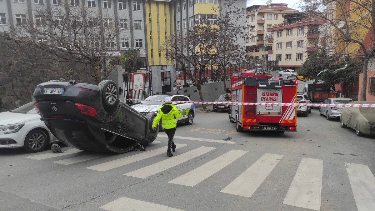 istanbulda park halindeki araclara carpti 4 QJYlk6js