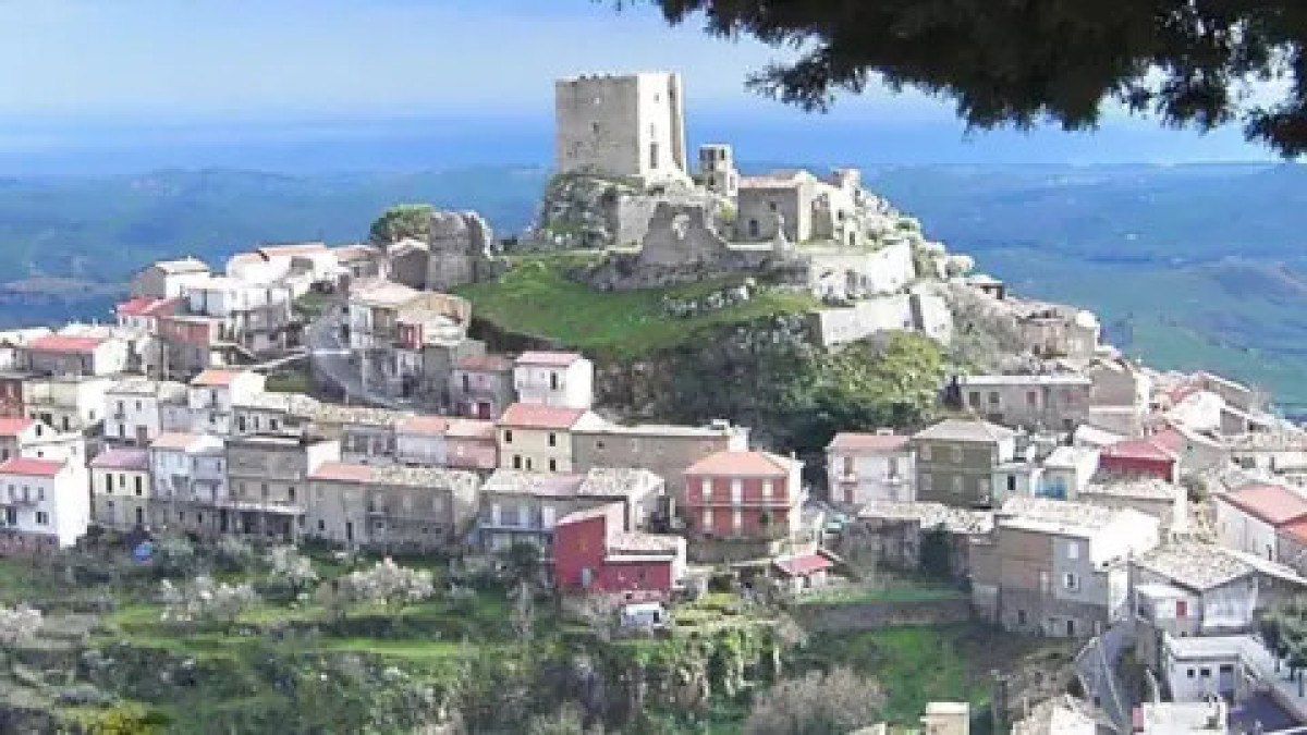 italyada belcastro koyu hasta olmayi yasakladi 0 WH3pYKti