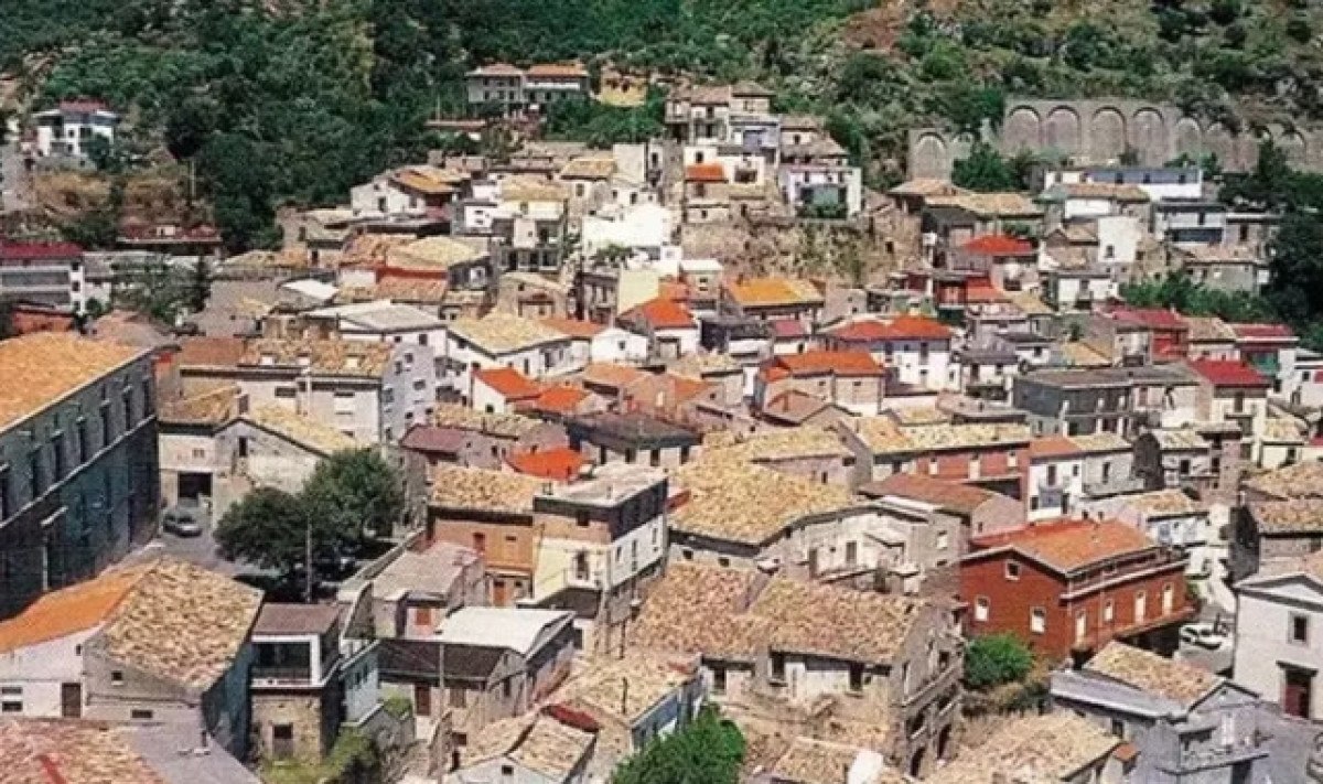 italyada belcastro koyu hasta olmayi yasakladi 1 t99MZCUq