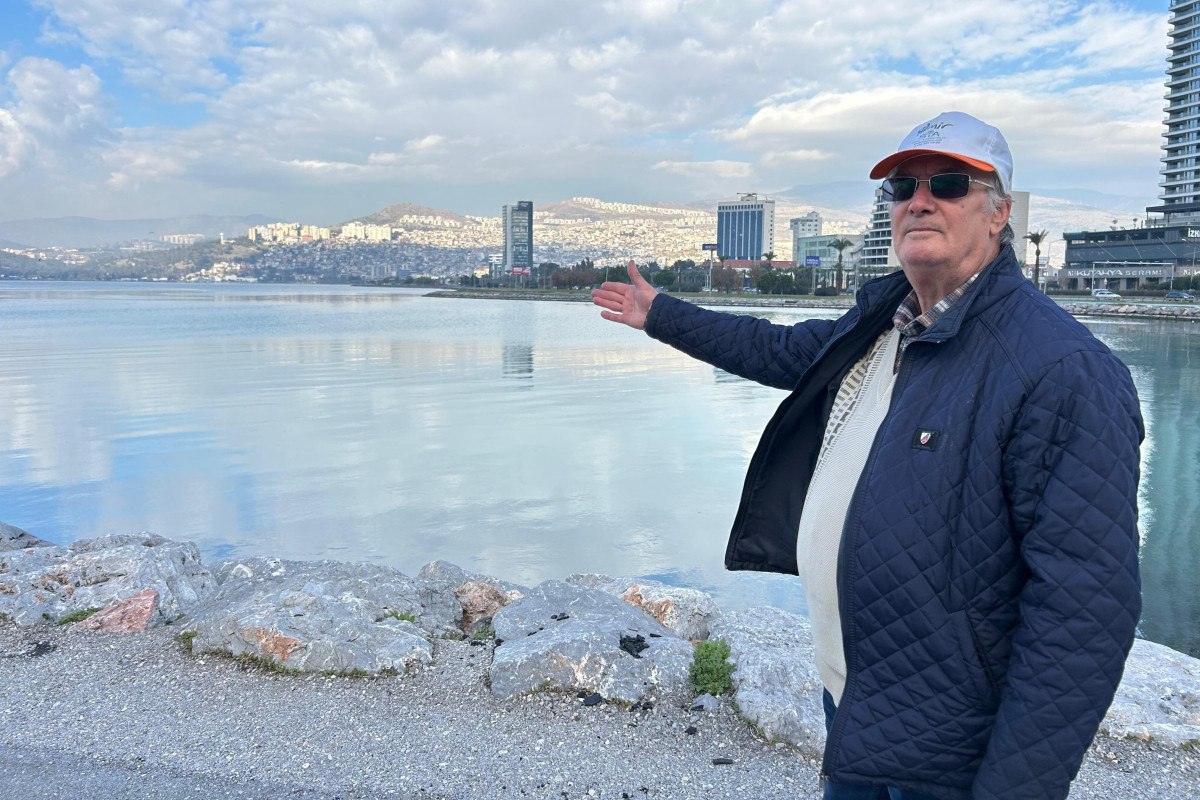 izmir korfezinin temizlenmesiyle flamingolar ve pelikanlar geri dondu 0 Iehu7tcv