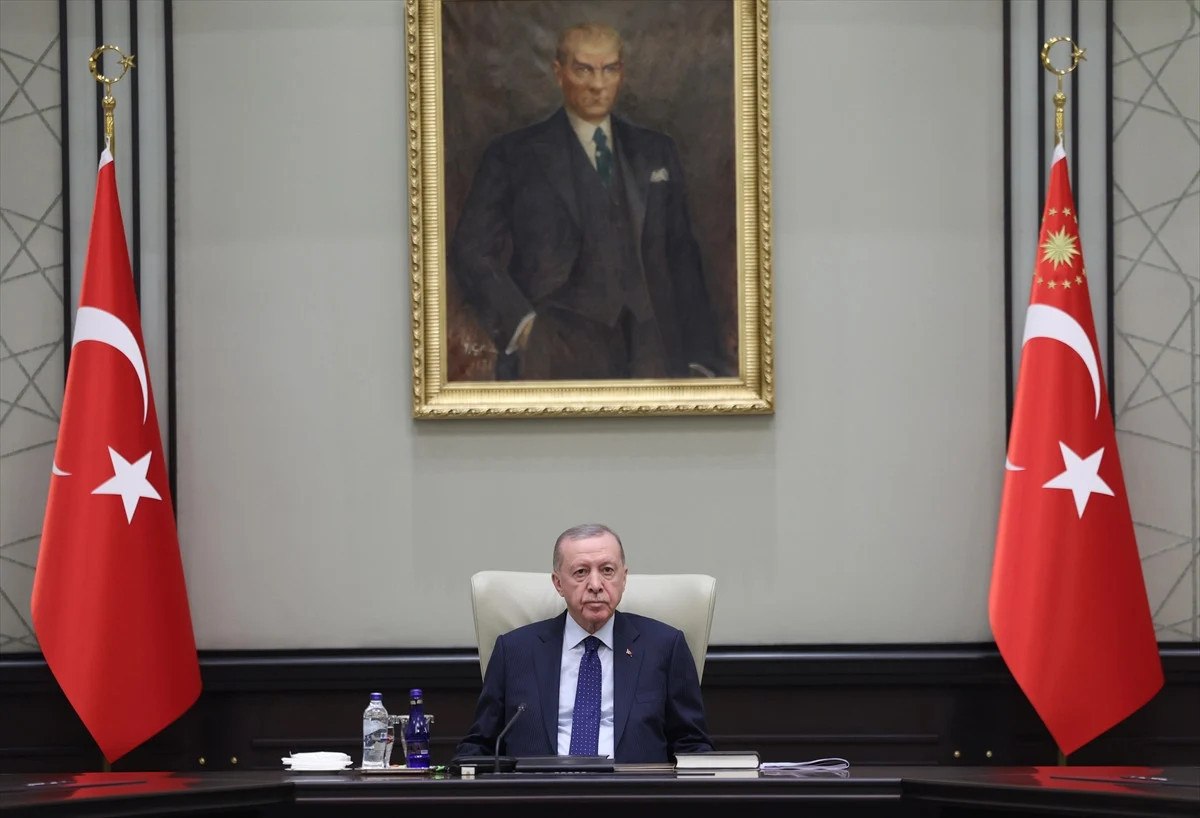 kabine toplaniyor en dusuk emekli maasi masada 1 X4147fzt