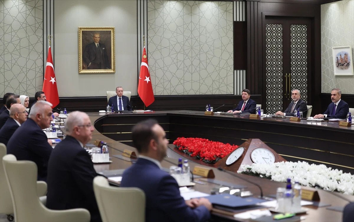 kabine toplaniyor en dusuk emekli maasi masada 2 uv7Mk6fB