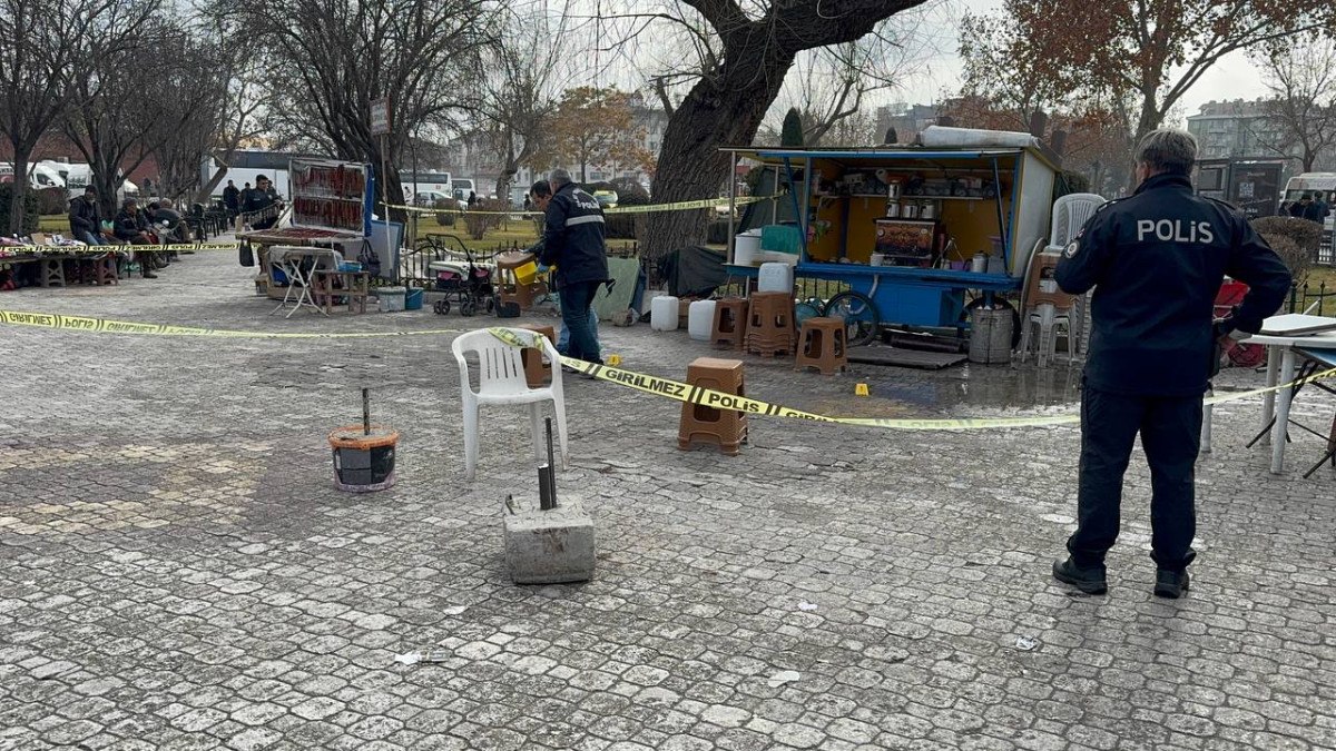 konyada seyyar cayci ve musterisine silahli saldirida saldirganin ifadesine ulasildi 0