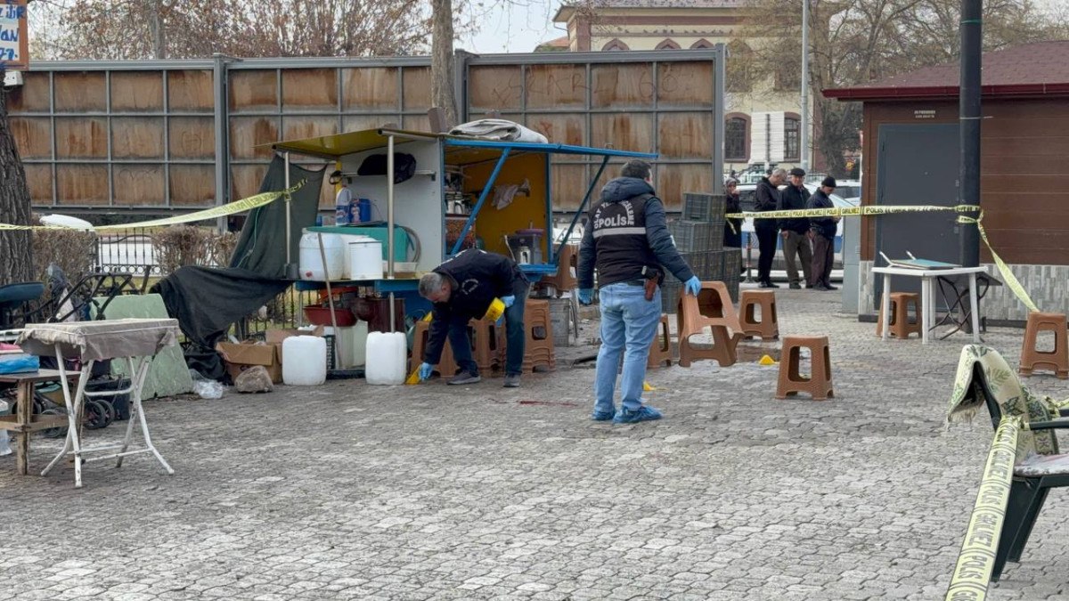 konyada seyyar cayci ve musterisine silahli saldirida saldirganin ifadesine ulasildi 1 FW43n9TT