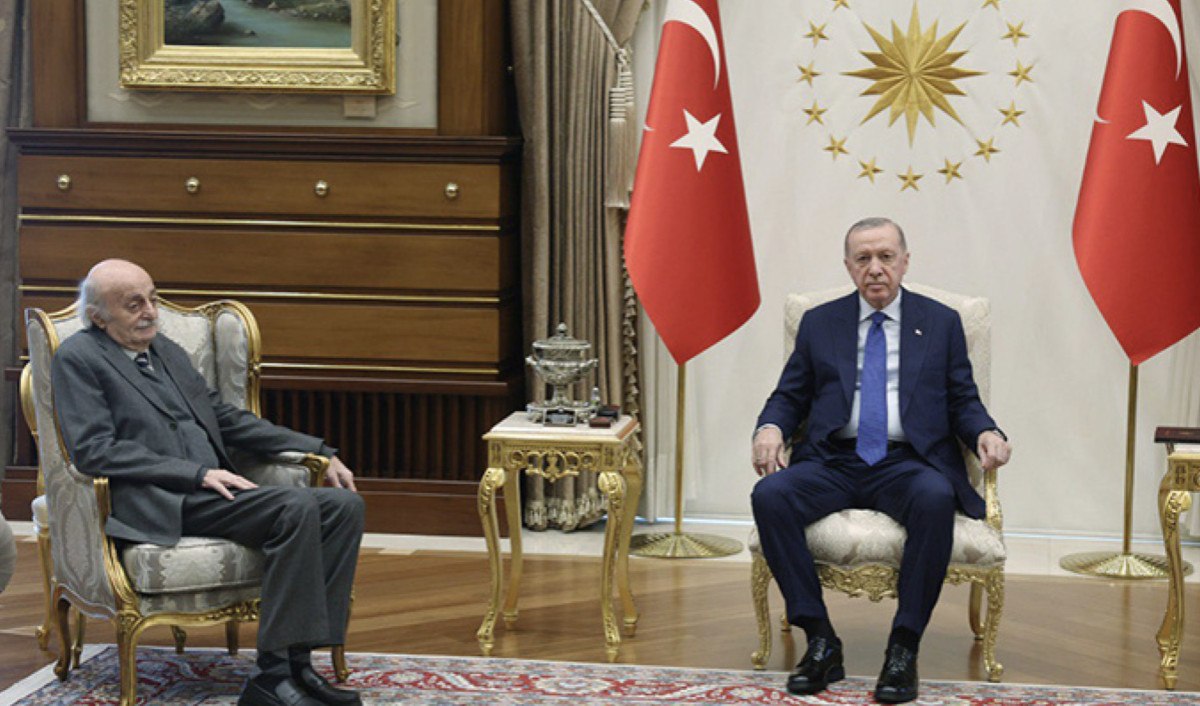 lubnanda durzi lider canbolat turkiye suriye halkini kucaklamistir 0 zFTVljT4