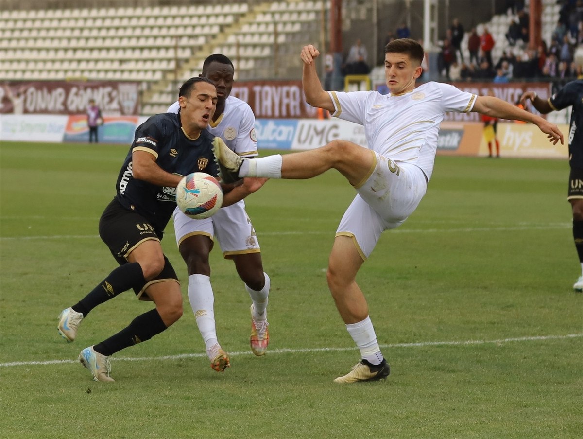 manisa fk bandirmaspor deplasmaninda kazandi 2 CETvDUGK