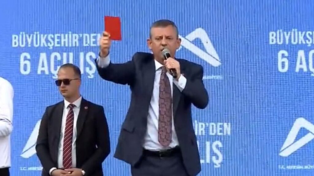 Özgür Özel'in sürprizi belli oldu: İktidara kırmızı kart gösterdi 7 ozgur ozelin surprizi belli oldu iktidara kirmizi kart gosterdi zMVLCupD