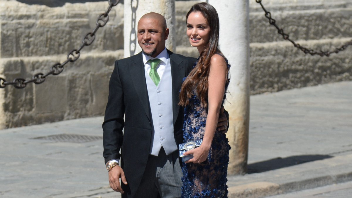 roberto carlos real madrid tesislerinde kalmaya basladi 0 s8JpYgM3
