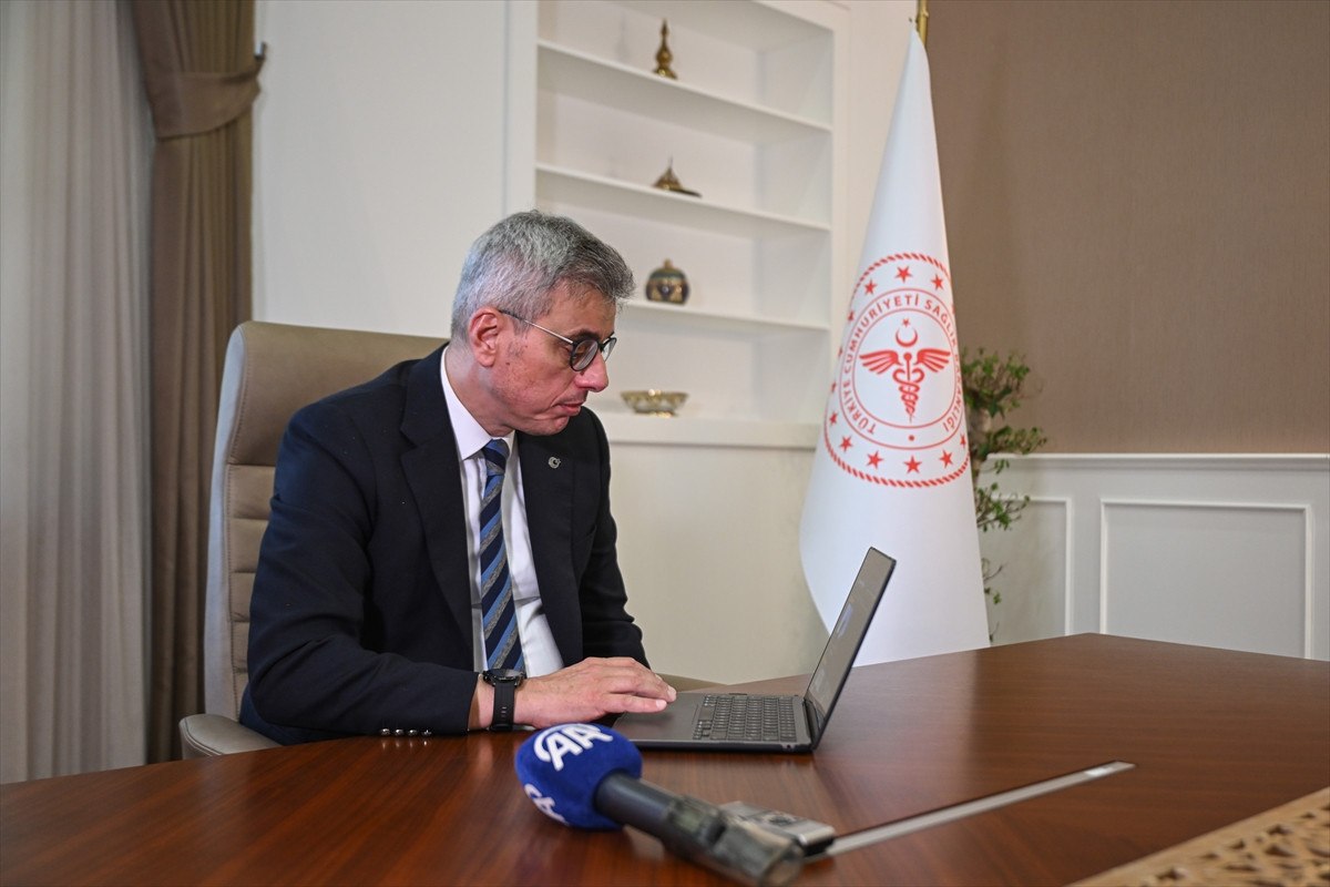 saglik bakani memisoglu aanin yilin kareleri oylamasina katildi 1 m8jOqYlF