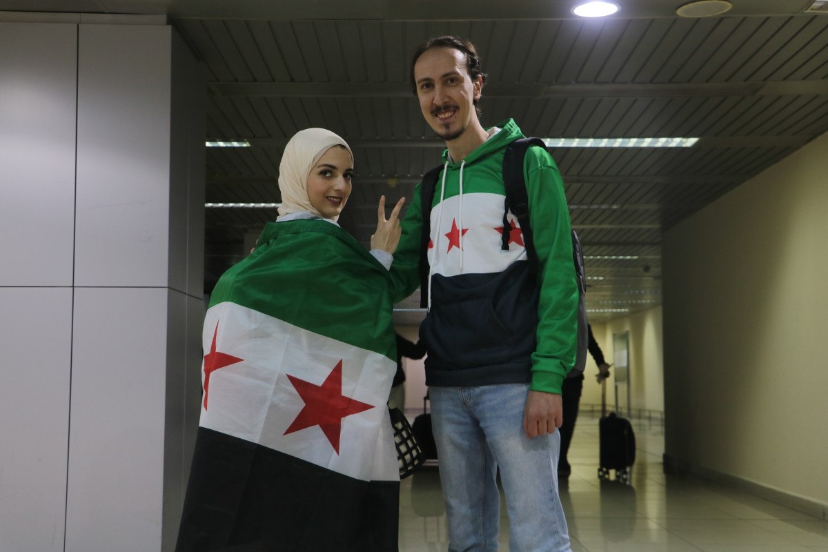 sam havalimani uluslararasi ucuslara acildi suriyelilerin donusleri hizlandi 0
