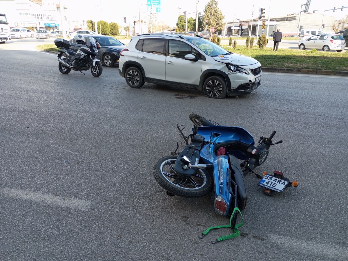 samsunda otomobil ile carpisan motosikletin surucusu oldu 0 AdvUK38a