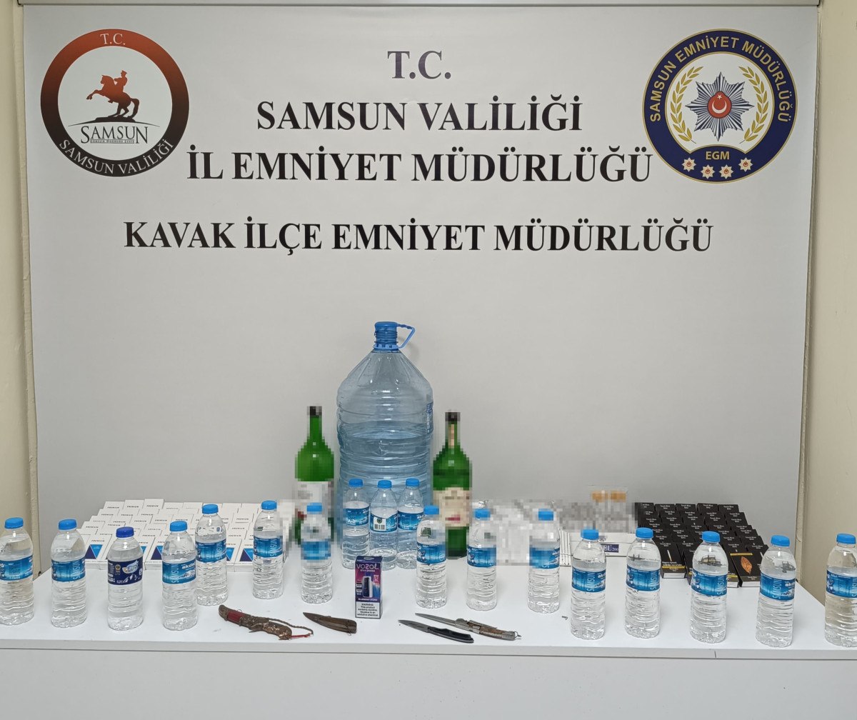 samsunda sahte alkol ve makaron ele gecirildi 0 TbHhlWv3