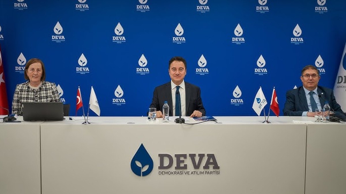 selma aliye kavaf deva partisinden istifa etti 0