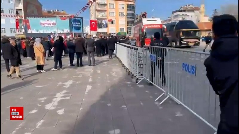 Suriye'deki devrim Ümit Özdağ'ı vurdu: Miting alanı boş kaldı 6 suriyedeki devrim umit ozdagi vurdu miting alani bos kaldi jVf6P5BH