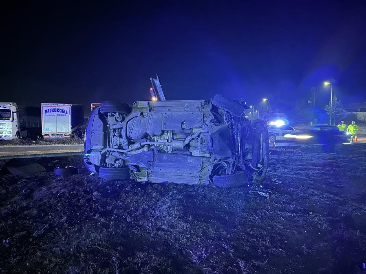 tekirdagda trafik kazasi emniyet kemeri hayat kurtardi 1 7QQzmDHd