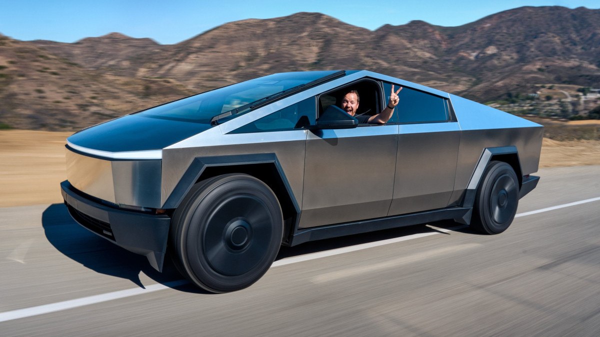 tesla cybertruck satislari beklentilerin cok altinda kaldi 0