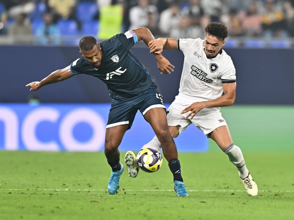 trabzonsporda yenilenme transferleri adryelson ve junior santos 0 Ljwz3Hhd