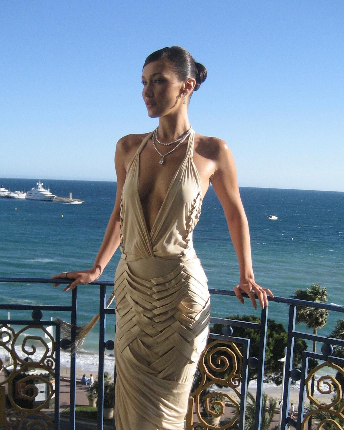 turk mutfagini da biliyor bella hadid yaprak sarma sardi 2 TJjM77Jd