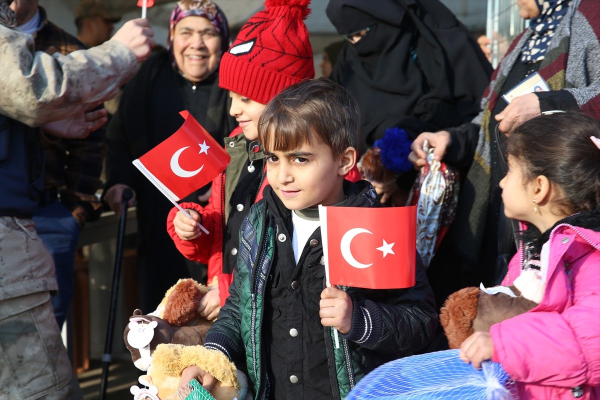 ulkesine donen suriyeli turkiyeye cok saygi duyuyoruz 3 Or5Y1QHi