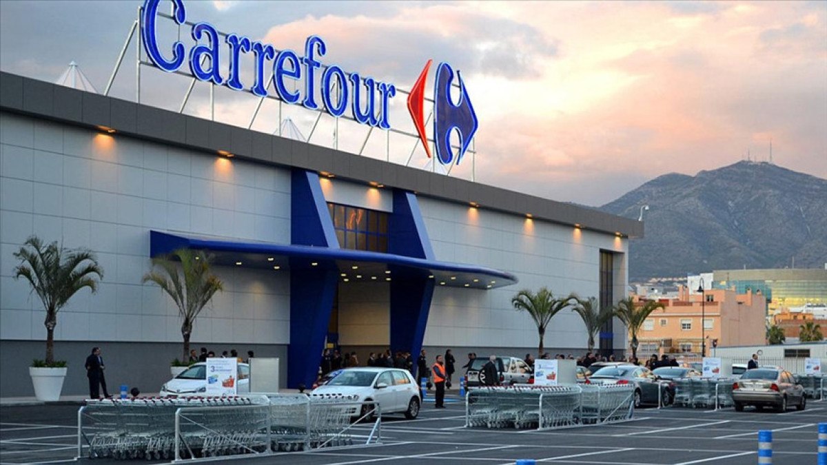 ummanda boykot edilen carrefour tum magazalarini kapatma karari aldi 0 VISaFvwA