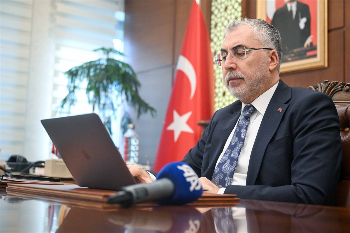 vedat isikhan fotograflari oylarken karar vermekte biraz zorlandim 4 FVb6n9HZ