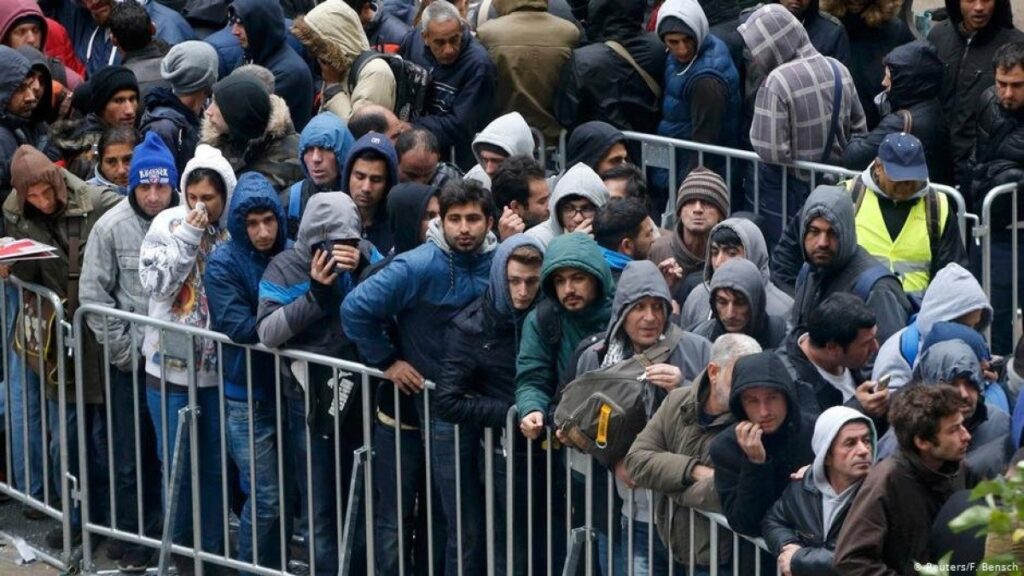 Almanya'ya iltica başvuruları yüzde 30 azaldı 10 almanyaya iltica basvurulari yuzde 30 azaldi xHcnkSTc