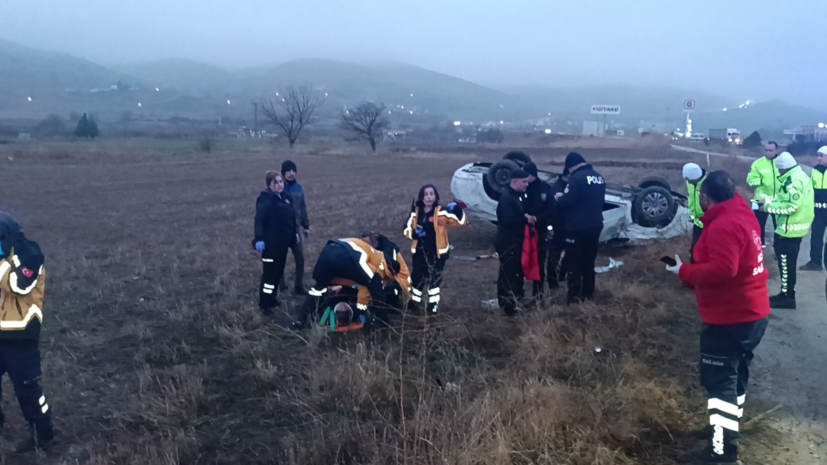 ankarada kontrolden cikan otomobil bos araziye savruldu 1 olu 4 yarali 3 FW6MPuaf